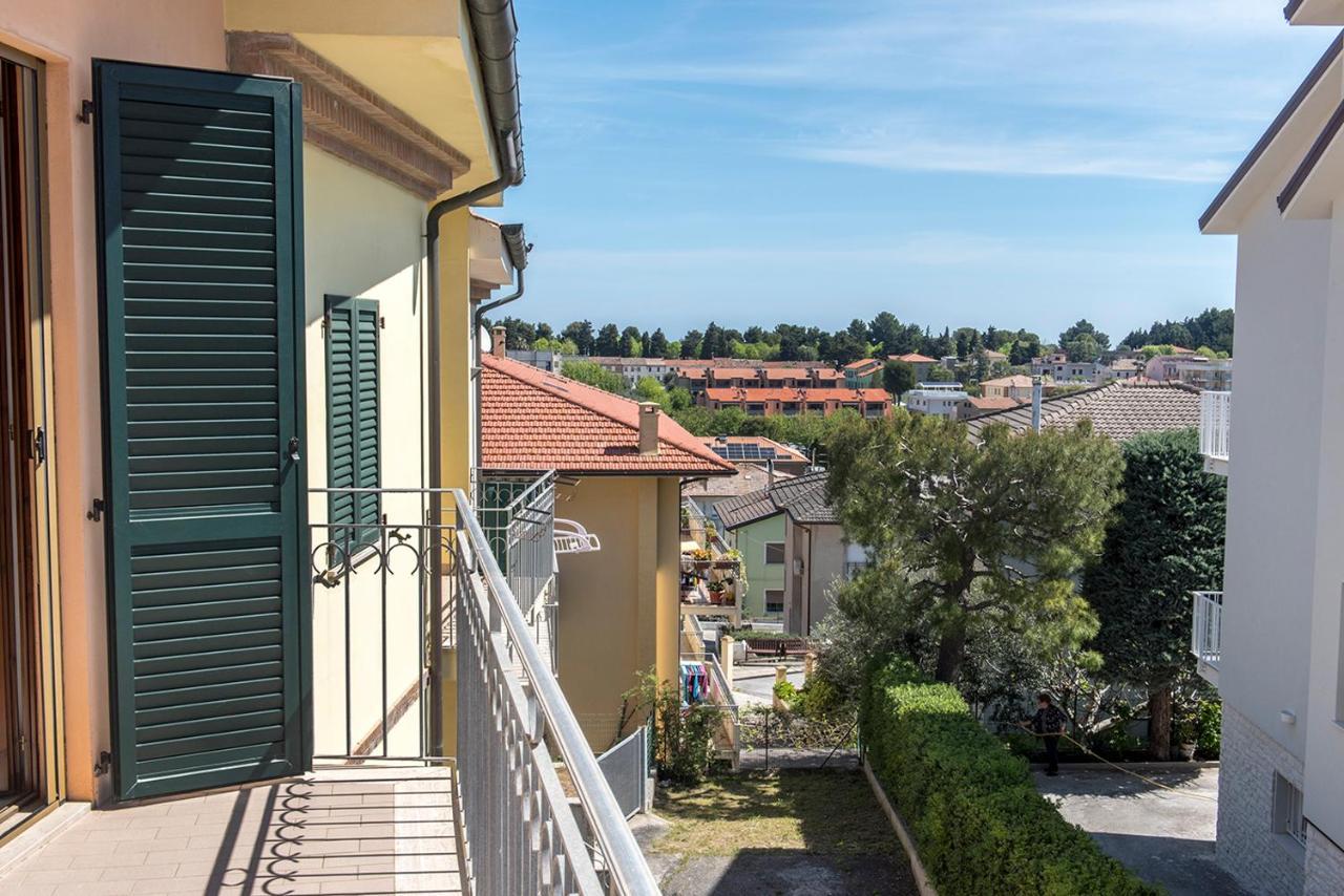S130 - Sirolo, Deliziosa Villetta Con Terrazzo 외부 사진